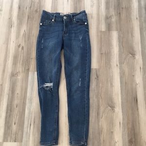 Ripped Skinny fit Jeans